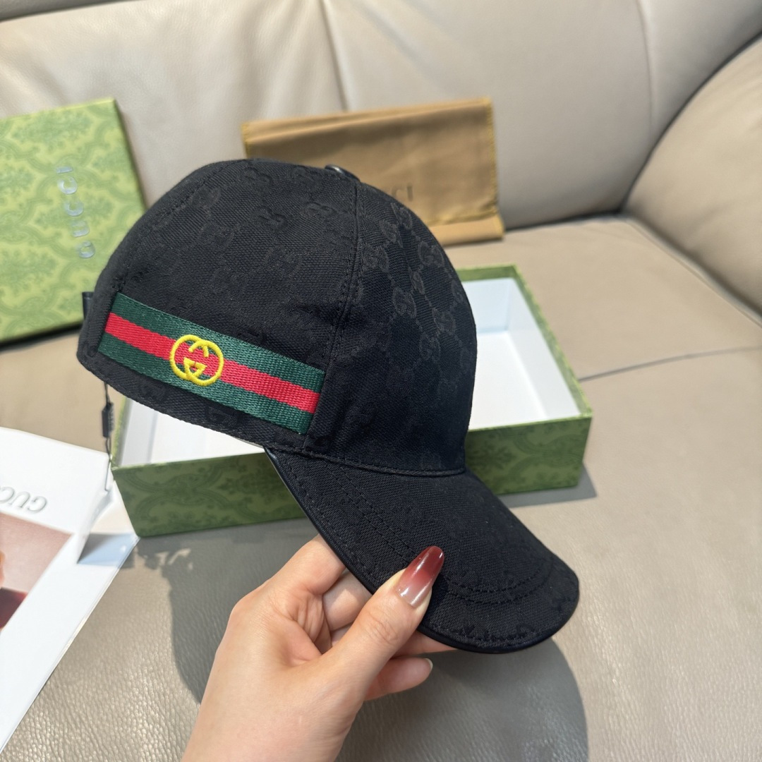 配盒子布袋，Gucci(古奇)春夏新款原单棒球帽， 双G织带，1:1开模订制，原版帆布料+头层牛皮，代购