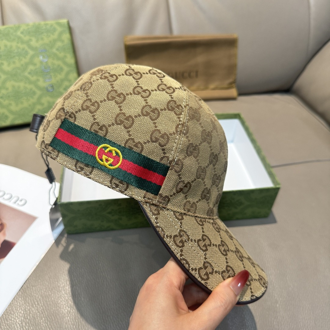 配盒子布袋，Gucci(古奇)春夏新款原单棒球帽， 双G织带，1:1开模订制，原版帆布料+头层牛皮，代购