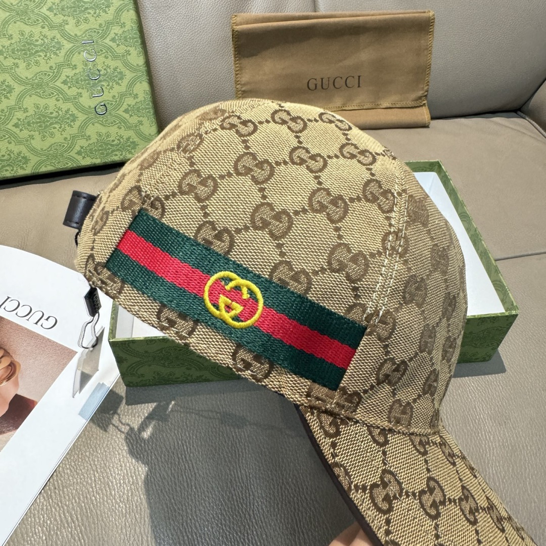配盒子布袋，Gucci(古奇)春夏新款原单棒球帽， 双G织带，1:1开模订制，原版帆布料+头层牛皮，代购