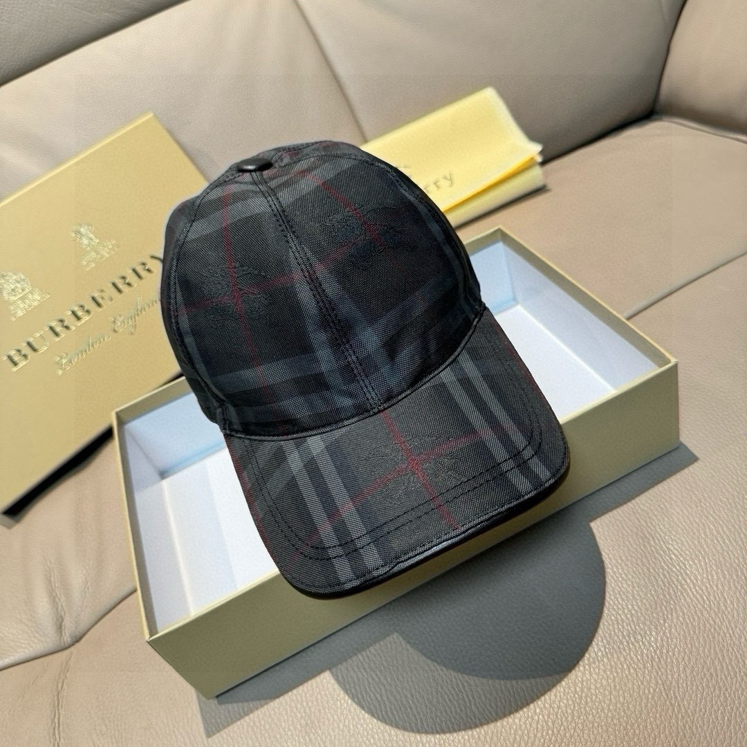 爆款回货！配盒子布袋Burberry（巴宝莉）原单棒球帽， 专柜热卖款，暗纹骑士，1:1开模订制，帆布面