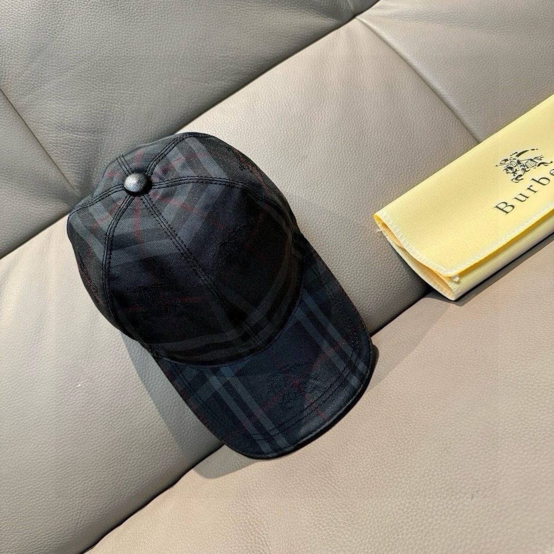 爆款回货！配盒子布袋Burberry（巴宝莉）原单棒球帽， 专柜热卖款，暗纹骑士，1:1开模订制，帆布面