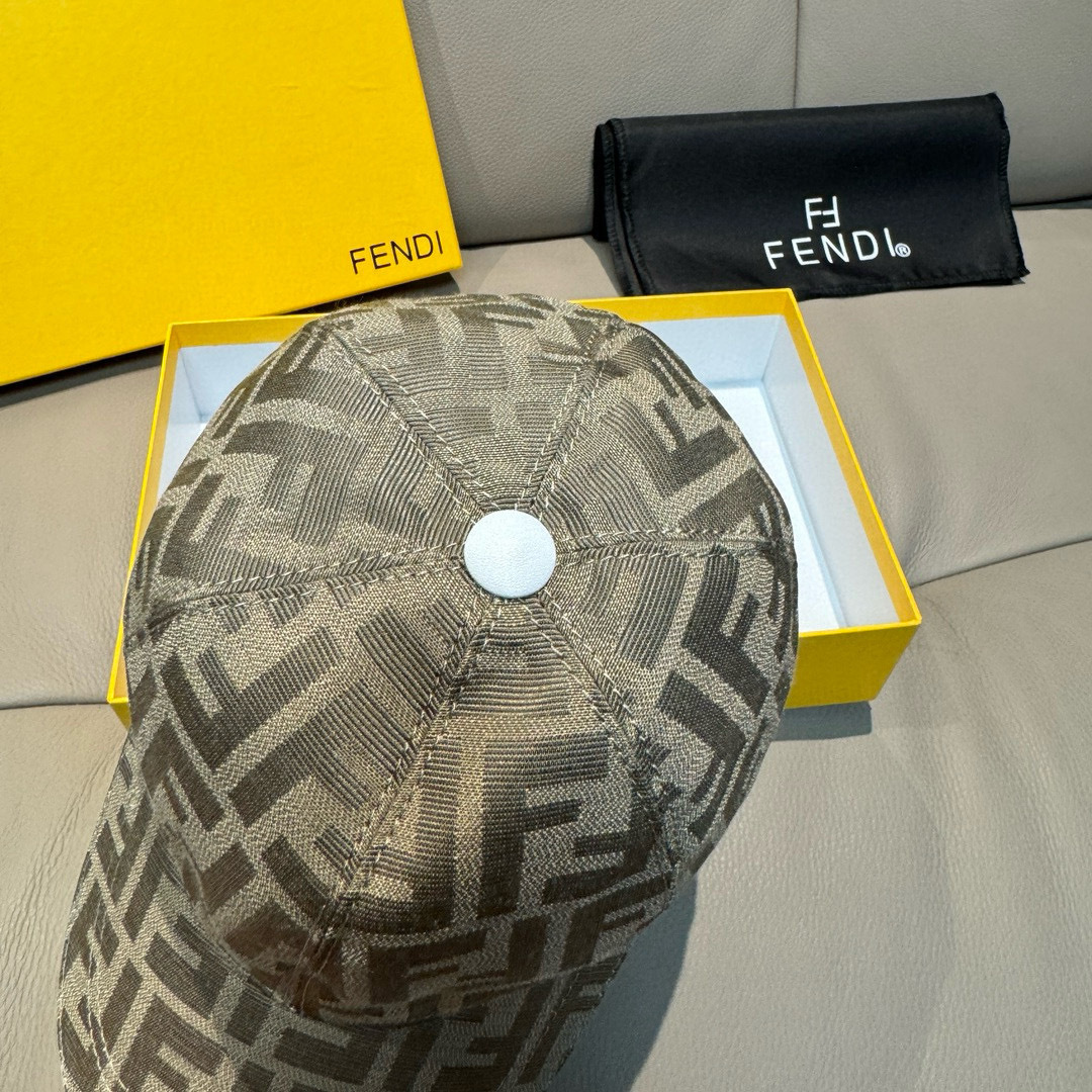 配盒子布袋，Fendi（芬迪）新款原单棒球帽， 双F提花，专柜常年热卖款，口碑极佳，1:1开模订制，原版