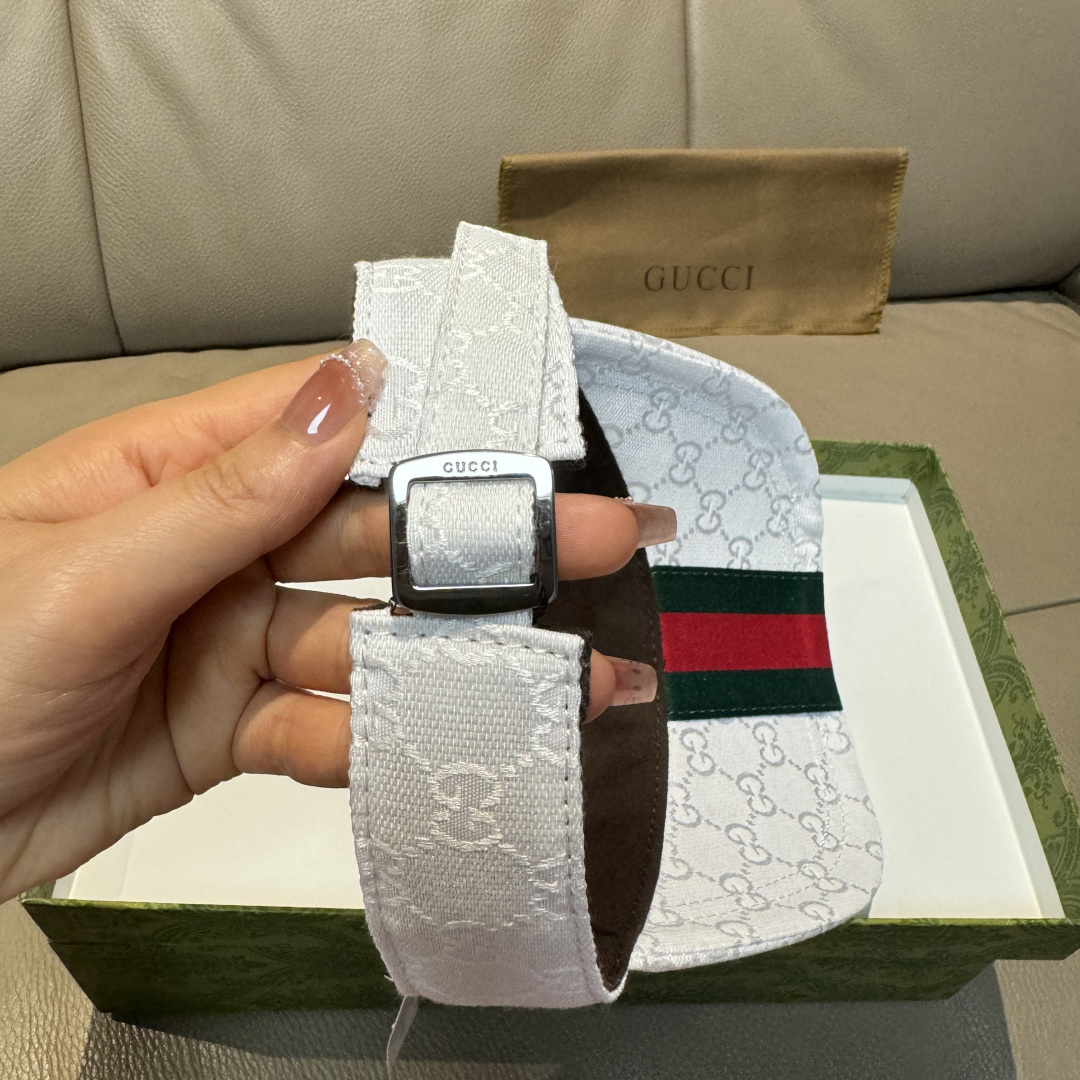 原单版本出货！配盒子布袋，Gucci(古奇)最新原单宽版织带空顶帽。专柜1:1开模订制，最高版本，原版帆
