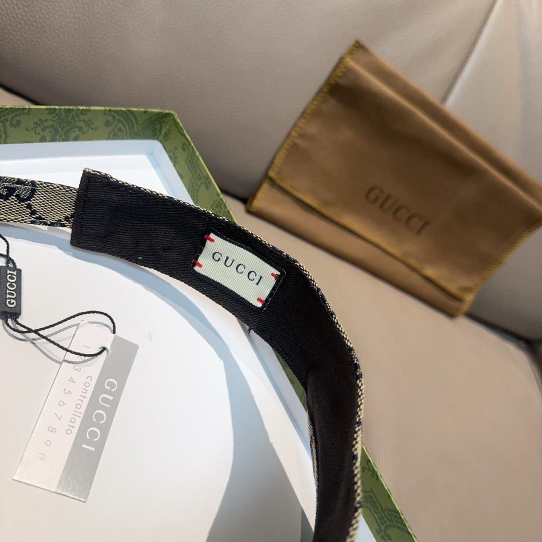 原单版本出货！配盒子布袋，Gucci(古奇)最新原单宽版织带空顶帽。专柜1:1开模订制，最高版本，原版帆
