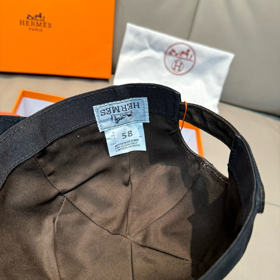 配盒子布袋，HERMÈS (爱马仕)原单棒球帽，经典H，正品开模订制，原版透气帆布面料+头层牛皮，原厂精