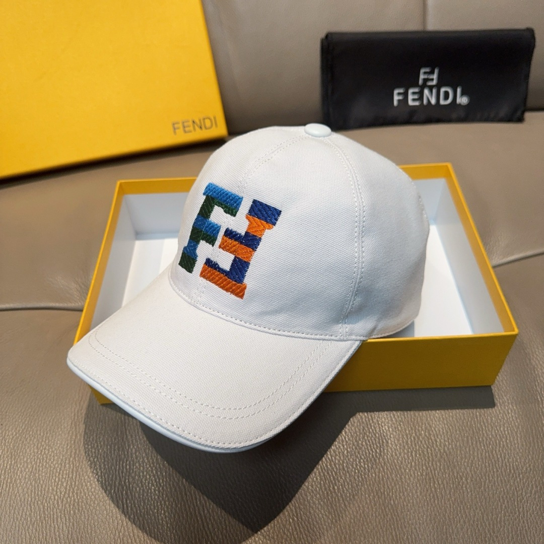 配盒子布袋，Fendi（芬迪）新款原单棒球帽， 双F大刺绣，专柜热卖款中，1:1开模订制，原厂进帆布料+
