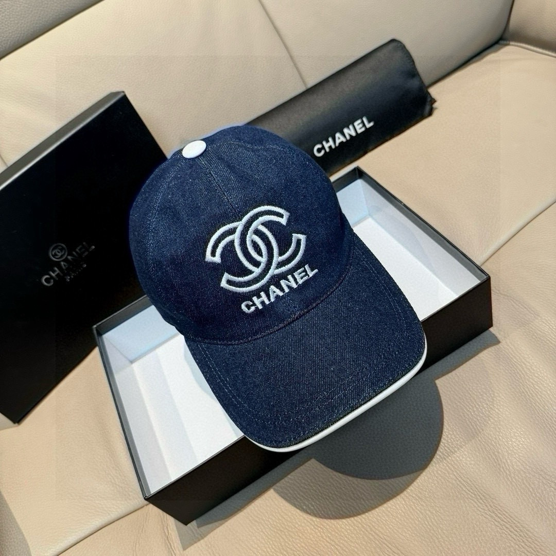 配盒子布袋，Chanel(香奈儿)新款原单棒球帽， 牛仔双C刺绣,专柜1:1开模订制，原版牛仔布料+头层
