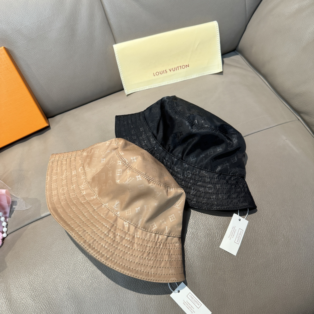 配包装布袋，Lv经典款原单渔夫帽，顶级版本，专柜1:1开模订制，原版印花布料+纯棉里衬，轻盈透气！质量超