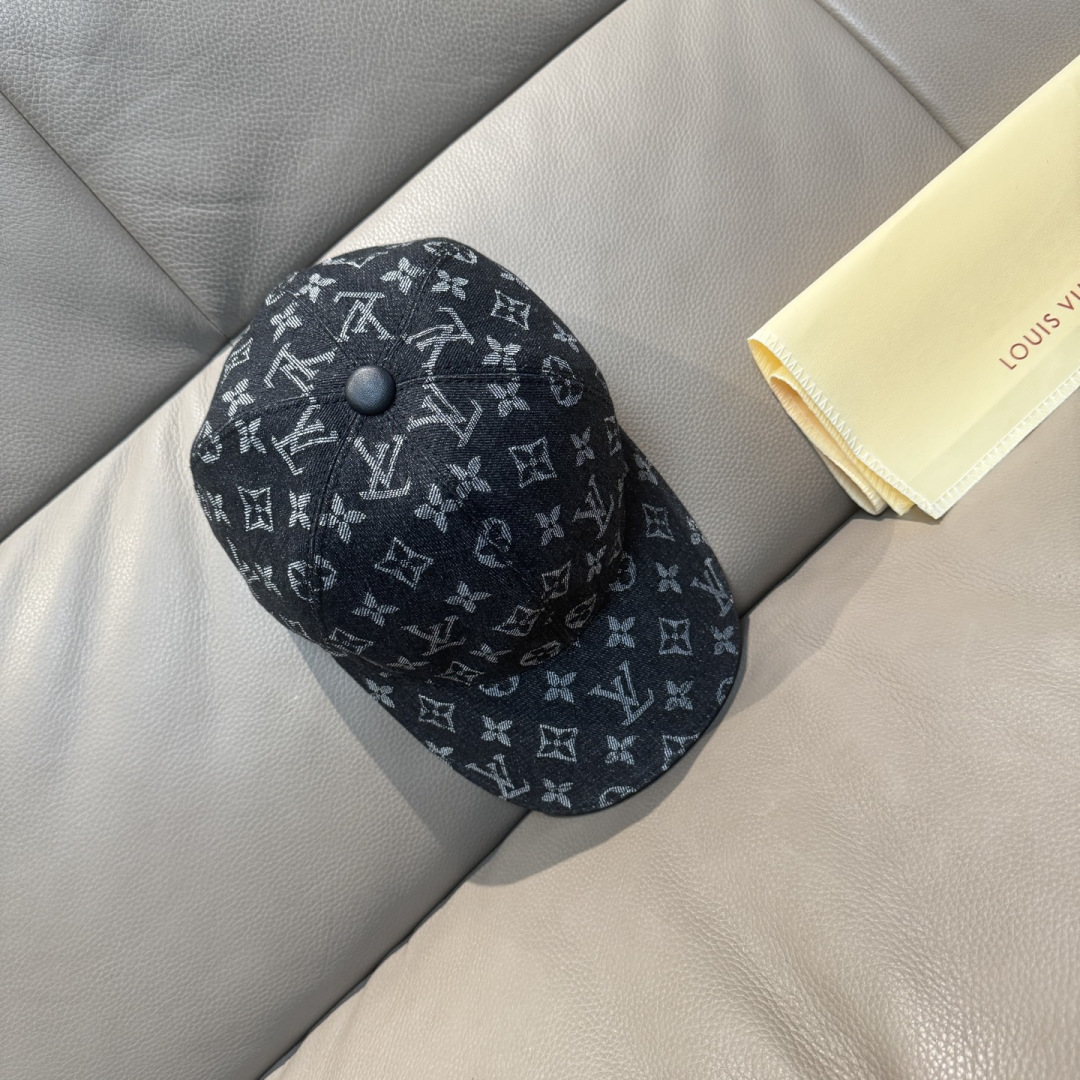 配盒子布袋，LV路易威登新款原单棒球帽，LV牛仔提花，专柜1:1开模订制，原版帆布面料+头层牛皮，轻盈透