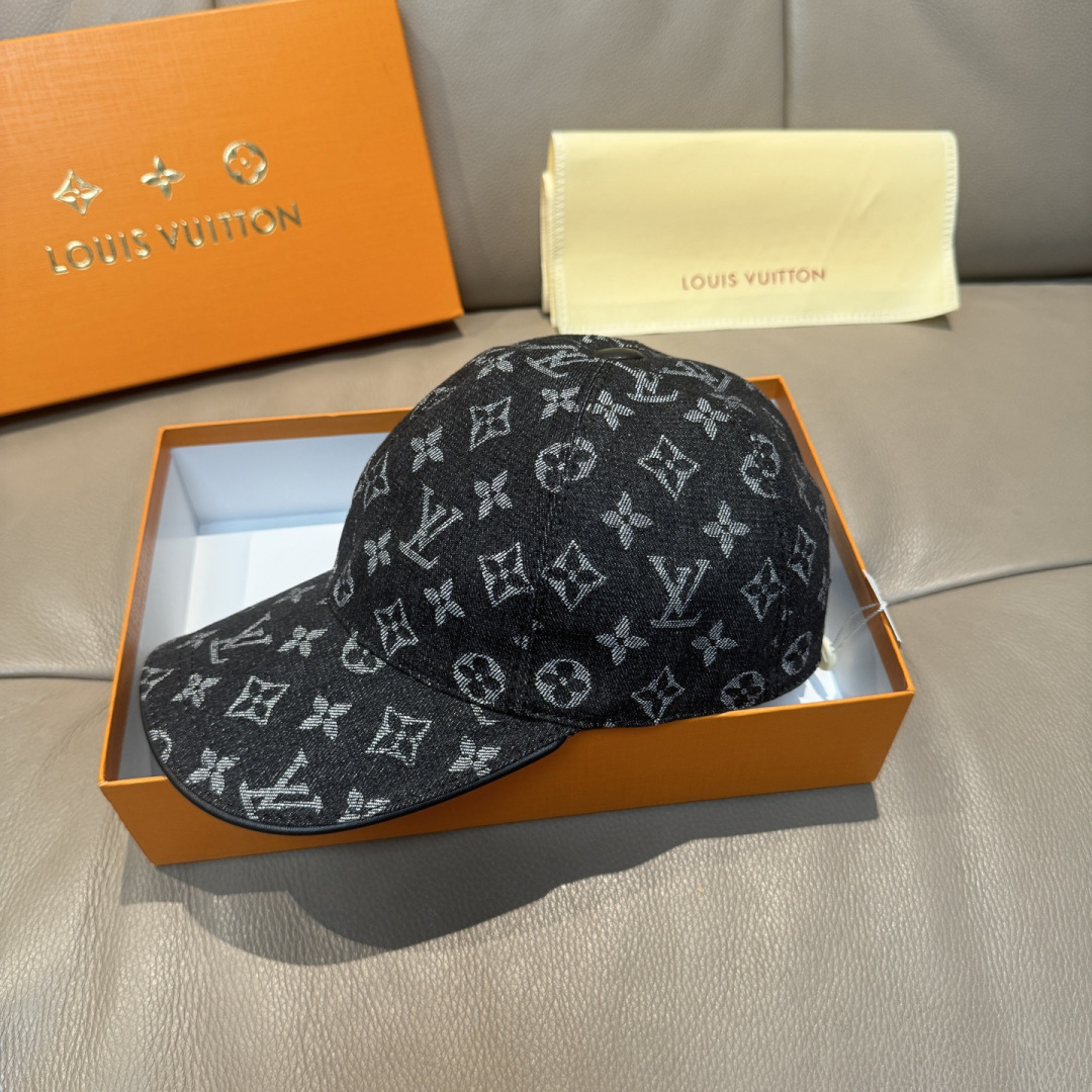 配盒子布袋，LV路易威登新款原单棒球帽，LV牛仔提花，专柜1:1开模订制，原版帆布面料+头层牛皮，轻盈透