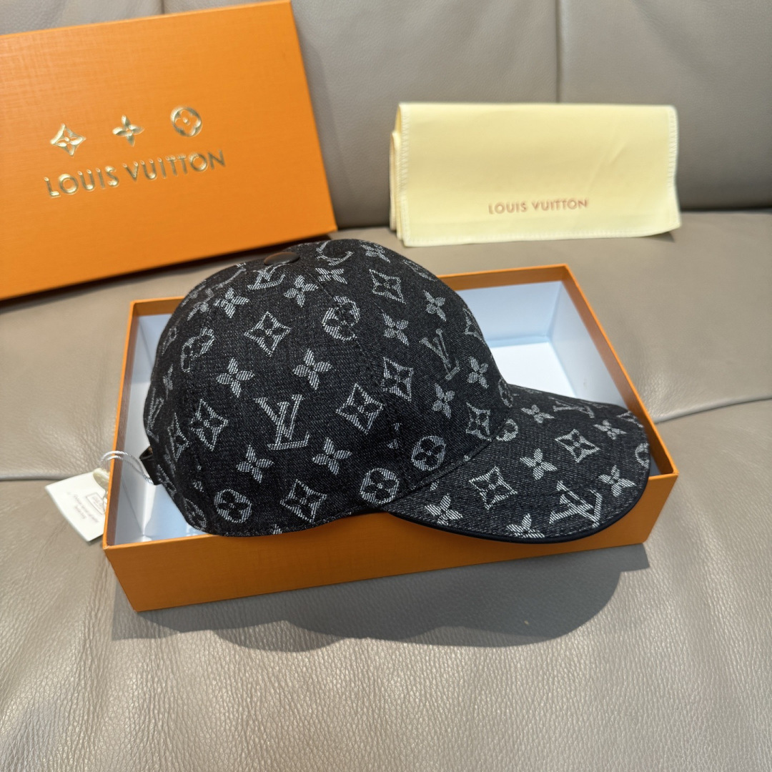 配盒子布袋，LV路易威登新款原单棒球帽，LV牛仔提花，专柜1:1开模订制，原版帆布面料+头层牛皮，轻盈透