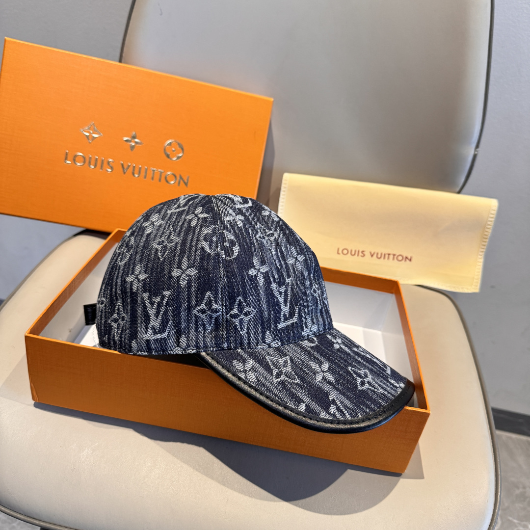 配盒子布袋，LV路易威登新款原单棒球帽，LV牛仔提花，专柜1:1开模订制，原版帆布面料+头层牛皮，轻盈透