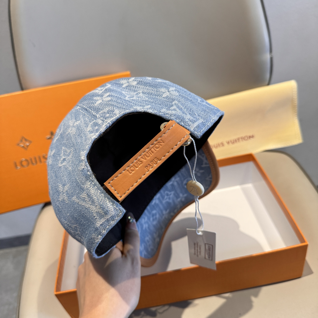 配盒子布袋，LV路易威登新款原单棒球帽，LV牛仔提花，专柜1:1开模订制，原版帆布面料+头层牛皮，轻盈透