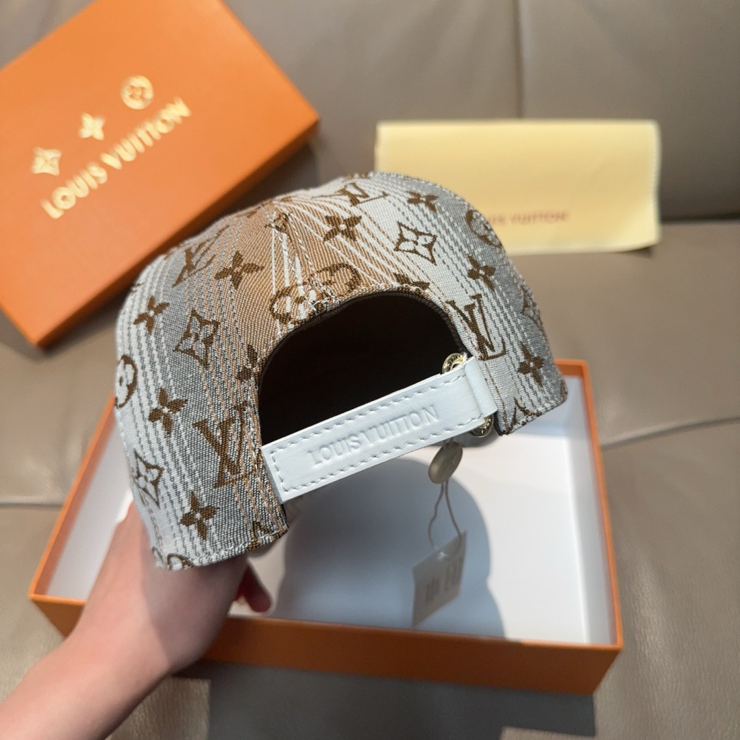 配盒子布袋，LV路易威登新款原单棒球帽，LV渐变提花，专柜1:1开模订制，原版帆布面料+头层牛皮，轻盈透
