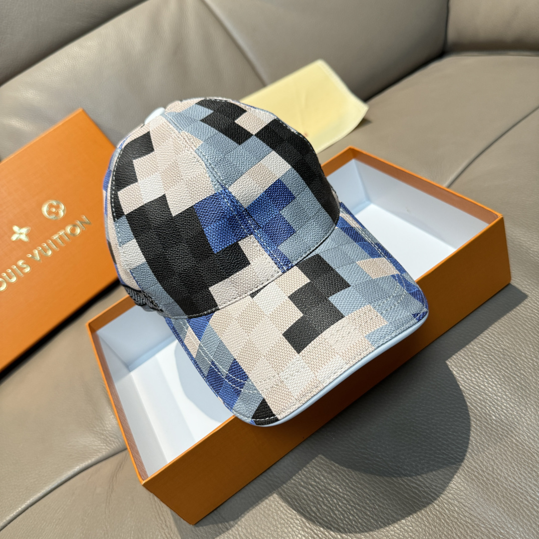 配包装布袋，LV路易威登新款原单棒球帽，七彩棋盘格，1:1开模订制，原版专柜PU皮革+头层牛皮包边，长年