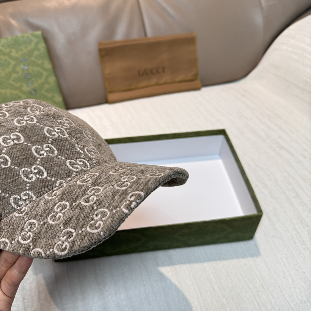 官网新款出货配包装布袋，Gucci古奇2025秋冬新款原单棒球帽， 尼绒双G提花，专柜1:1开模订制，完
