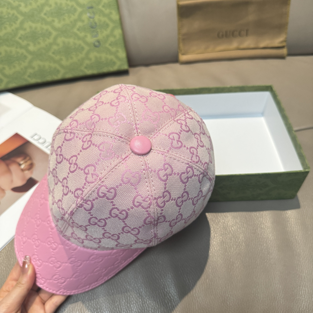 配盒子布袋，Gucci(古奇)经典原单棒球帽，小双G牛皮拼接，1:1开模订制，质量超赞！帽檐头层牛皮压花