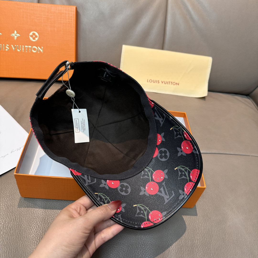 配盒子布袋，LV路易威登新款原单棒球帽，LV小樱桃，专柜1:1开模订制，原版PU面料+头层牛皮，轻盈透气