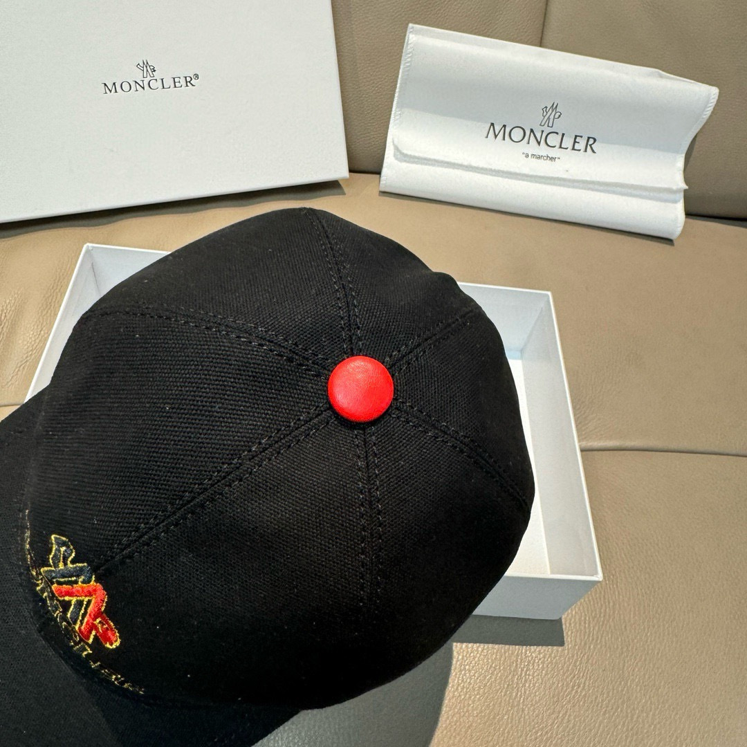 配包装布袋，Moncler蒙口新款原单棒球帽，专柜1:1开模订制，全新立体刺绣，原版帆布料+头层牛皮，纯