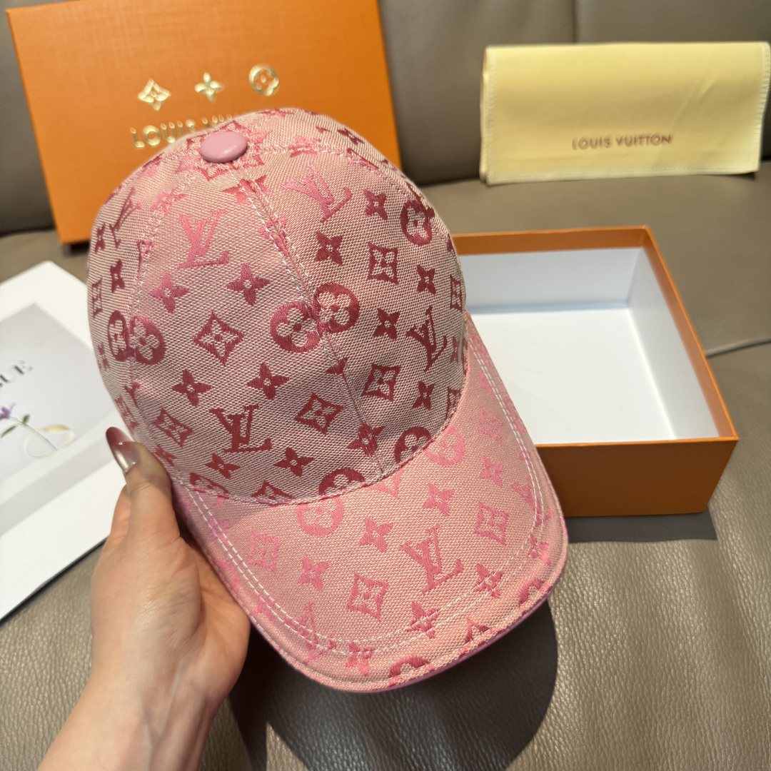 配盒子布袋，LV路易威登新款原单棒球帽，LV牛仔提花，专柜1:1开模订制，原版帆布面料+头层牛皮，轻盈透