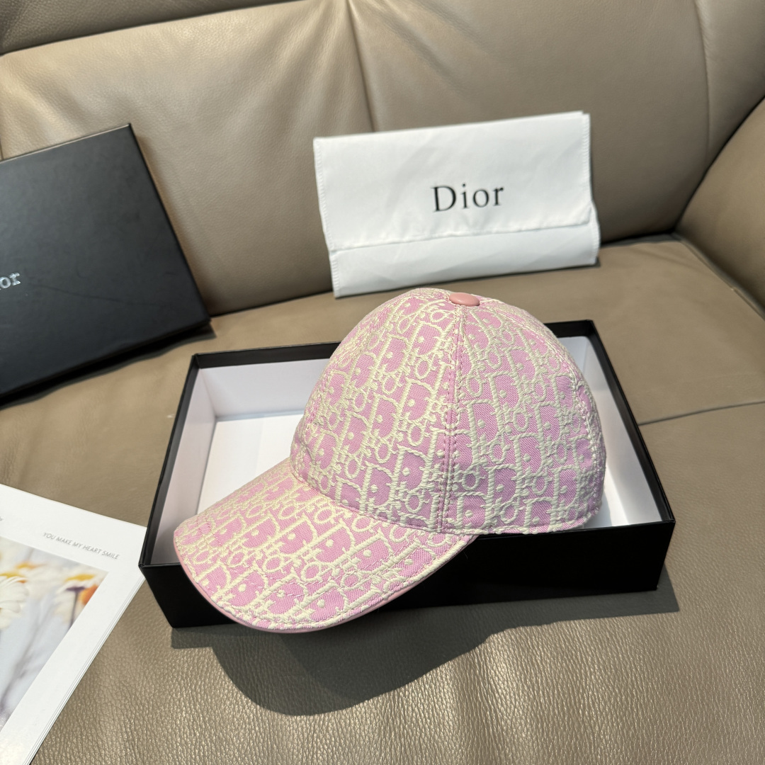 配盒子布袋，Dior(迪奥)新款原单棒球帽， Dior老花，复古韵味十足，专柜断货热门，1:1开模订制，