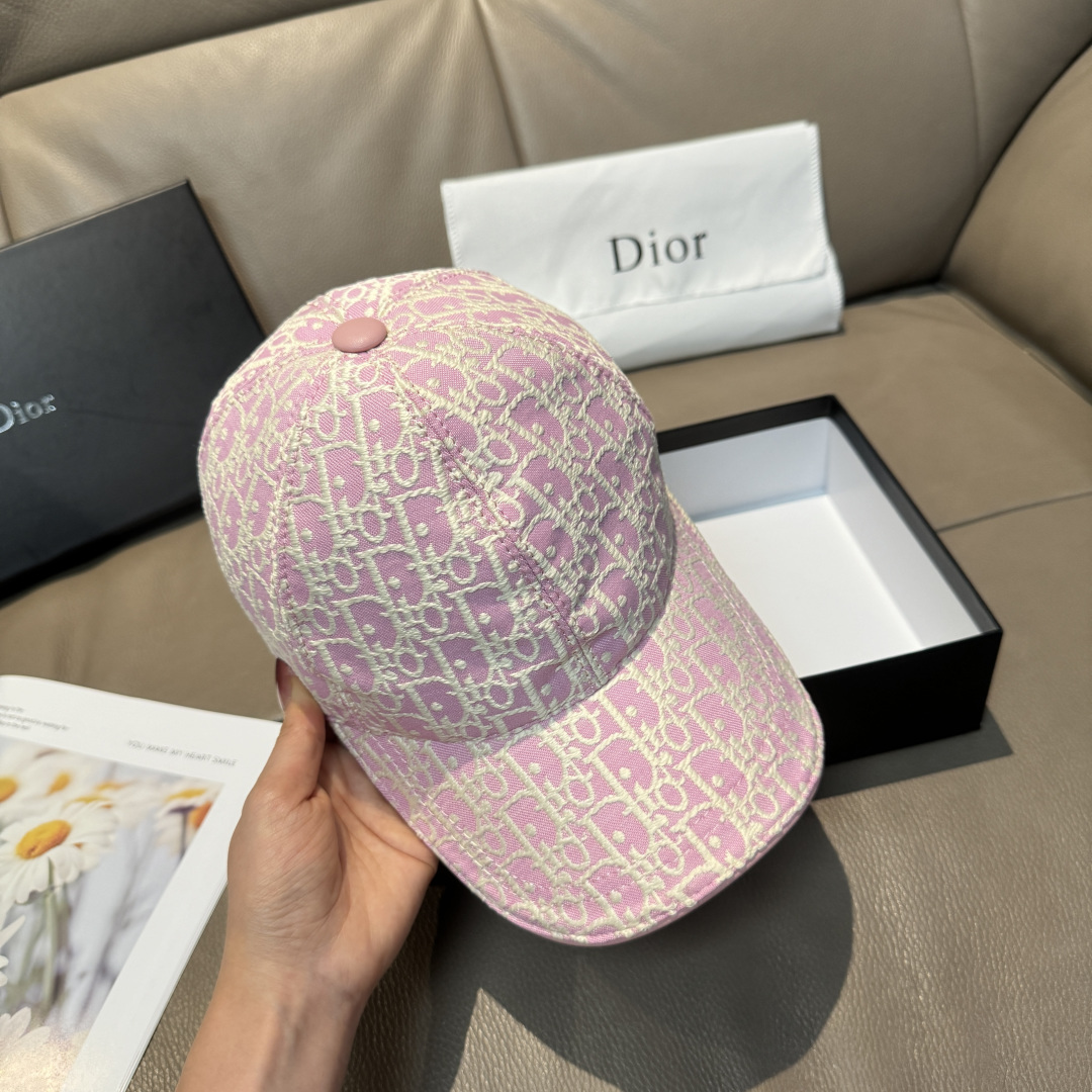 配盒子布袋，Dior(迪奥)新款原单棒球帽， Dior老花，复古韵味十足，专柜断货热门，1:1开模订制，