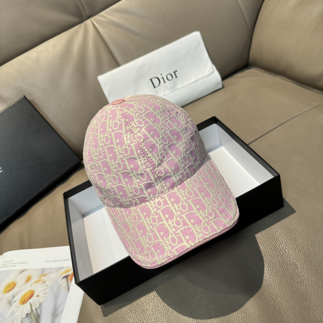 配盒子布袋，Dior(迪奥)新款原单棒球帽， Dior老花，复古韵味十足，专柜断货热门，1:1开模订制，
