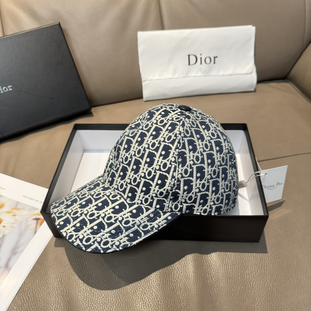 配盒子布袋，Dior(迪奥)新款原单棒球帽， Dior老花，复古韵味十足，专柜断货热门，1:1开模订制，