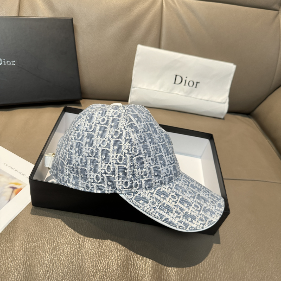 配盒子布袋，Dior(迪奥)新款原单棒球帽， Dior老花，复古韵味十足，专柜断货热门，1:1开模订制，
