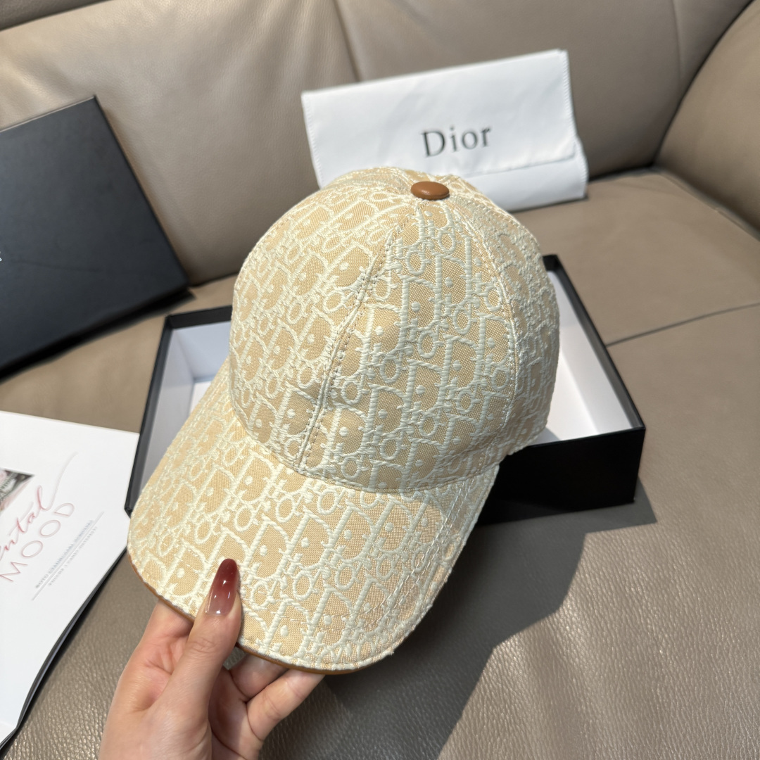 配盒子布袋，Dior(迪奥)新款原单棒球帽， Dior老花，复古韵味十足，专柜断货热门，1:1开模订制，