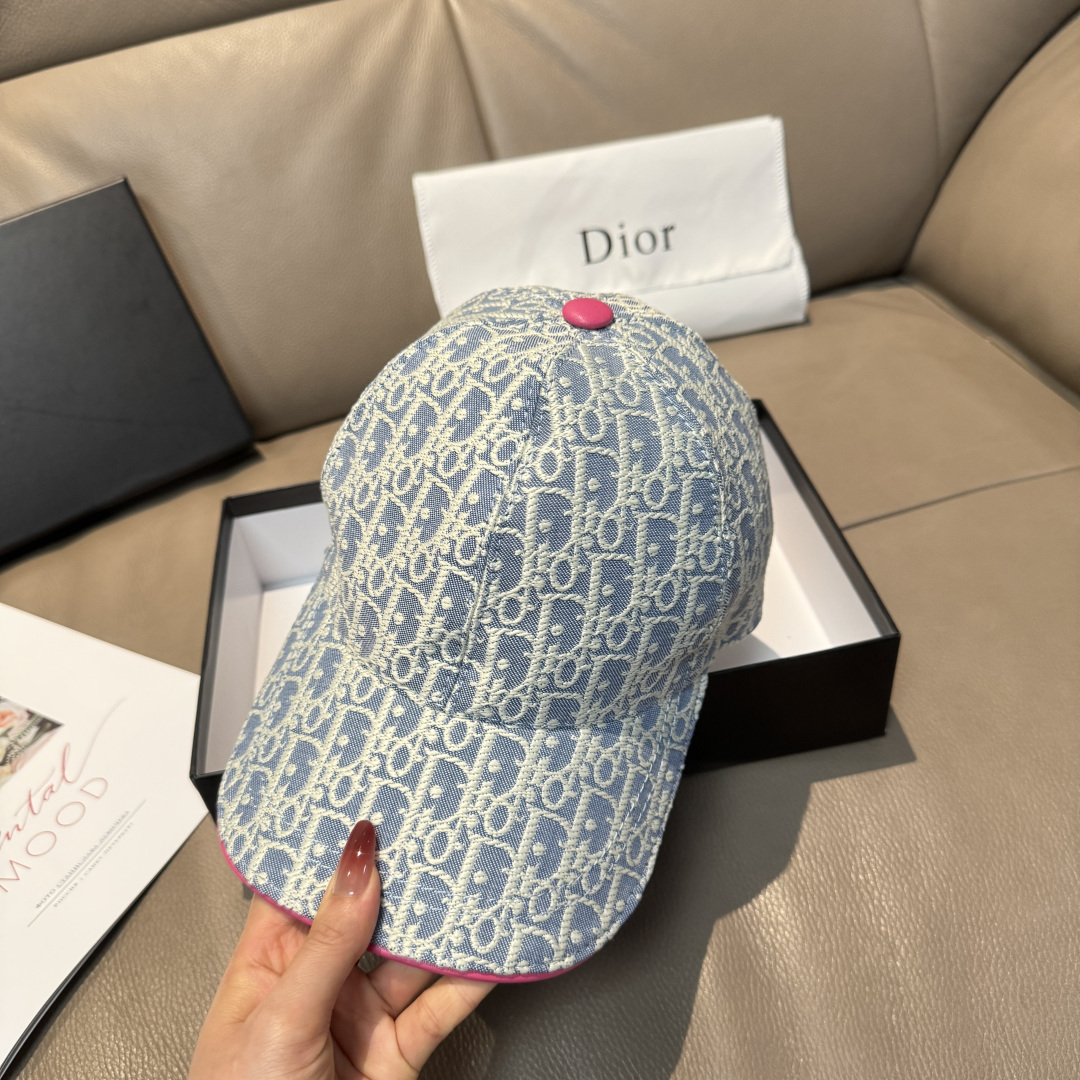 配盒子布袋，Dior(迪奥)新款原单棒球帽， Dior老花，复古韵味十足，专柜断货热门，1:1开模订制，