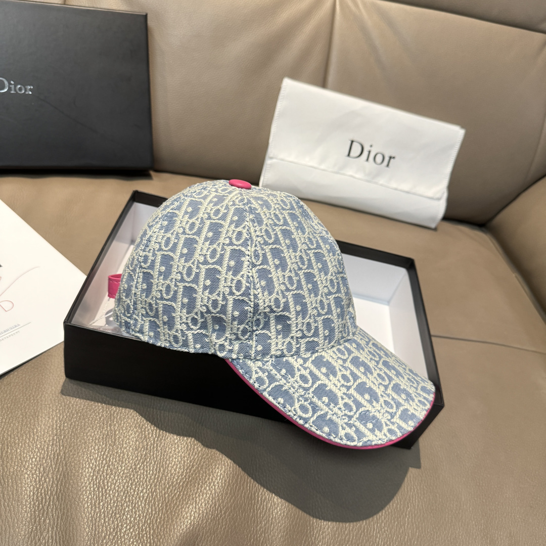 配盒子布袋，Dior(迪奥)新款原单棒球帽， Dior老花，复古韵味十足，专柜断货热门，1:1开模订制，
