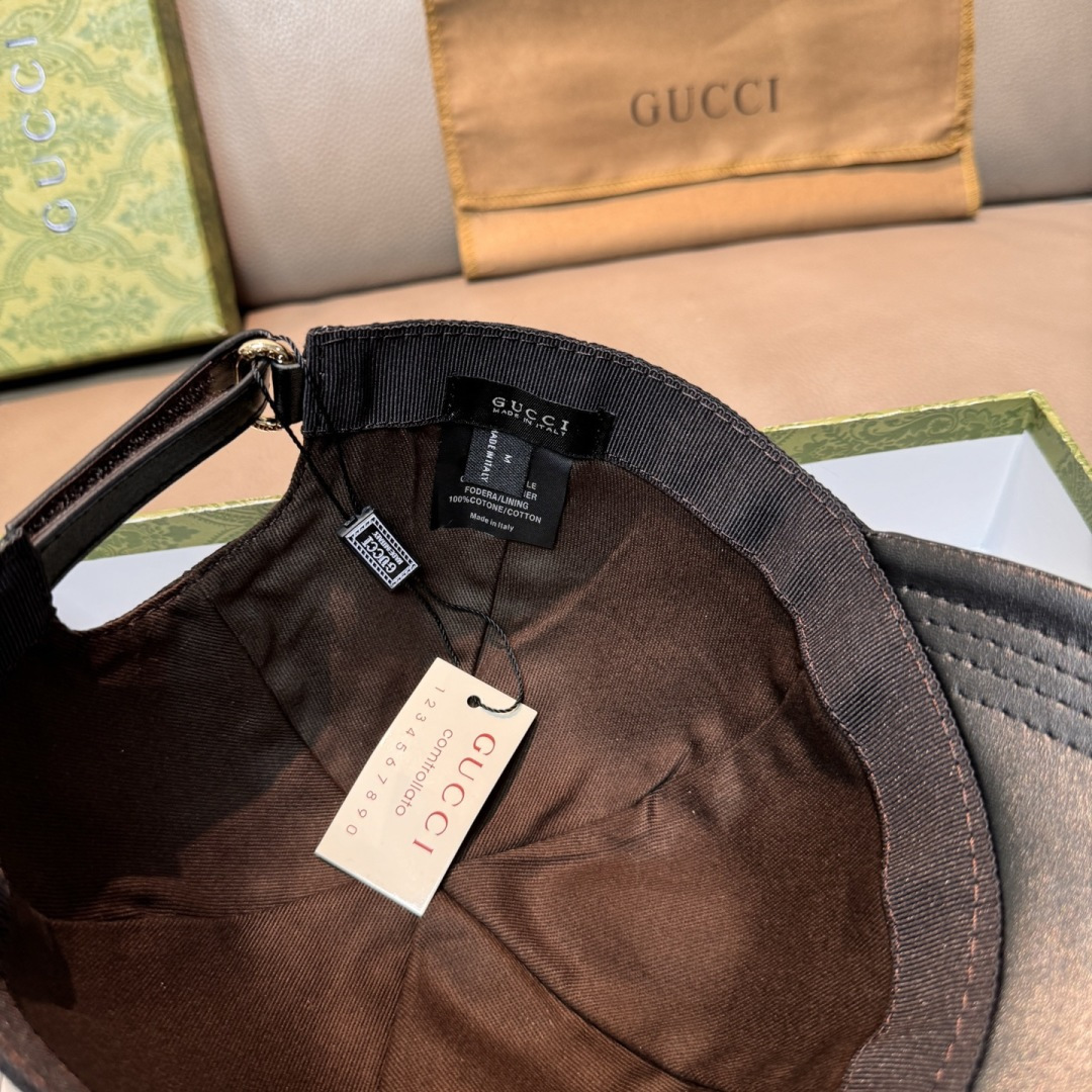 配盒子布袋，Gucci(古奇)新款原单棒球帽，小双G牛皮拼接，1:1开模订制，质量超赞！帽檐拼接牛皮，质