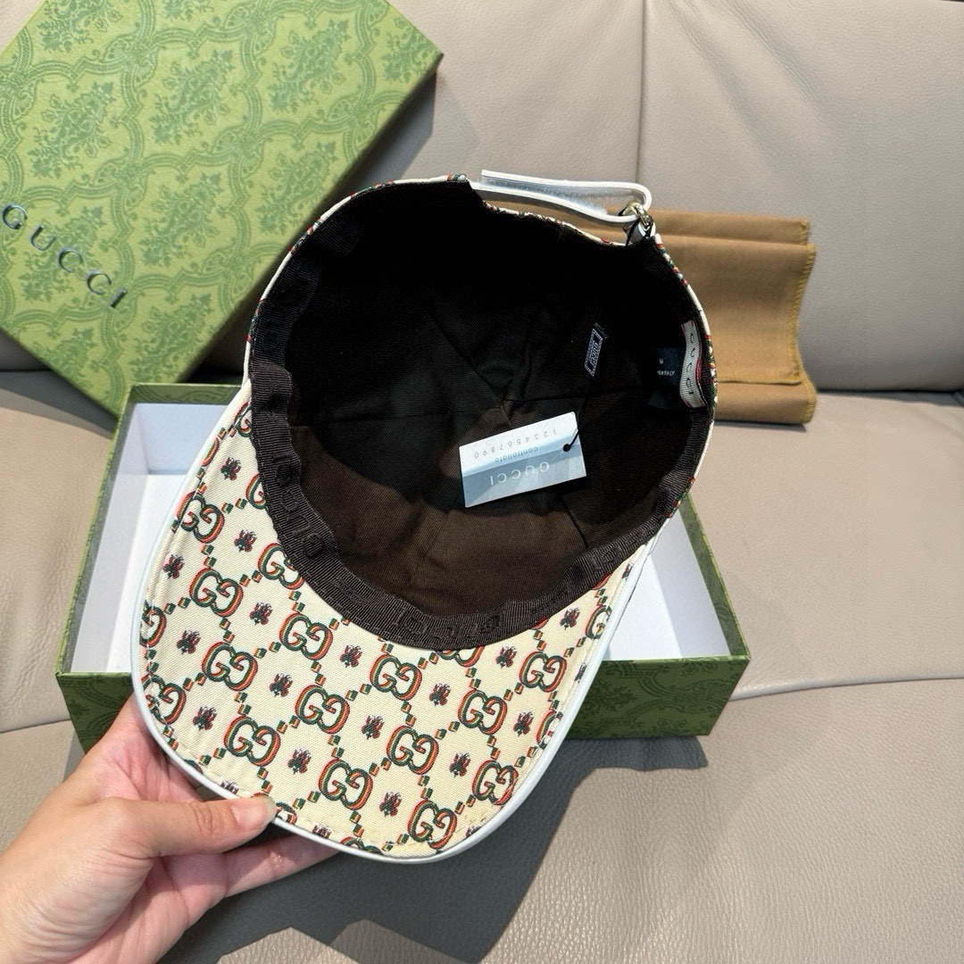 新款出货配盒子布袋，Gucci(古奇)新款原单棒球帽， 双G昆虫印花，专柜1:1，进口帆布+头层牛皮，代
