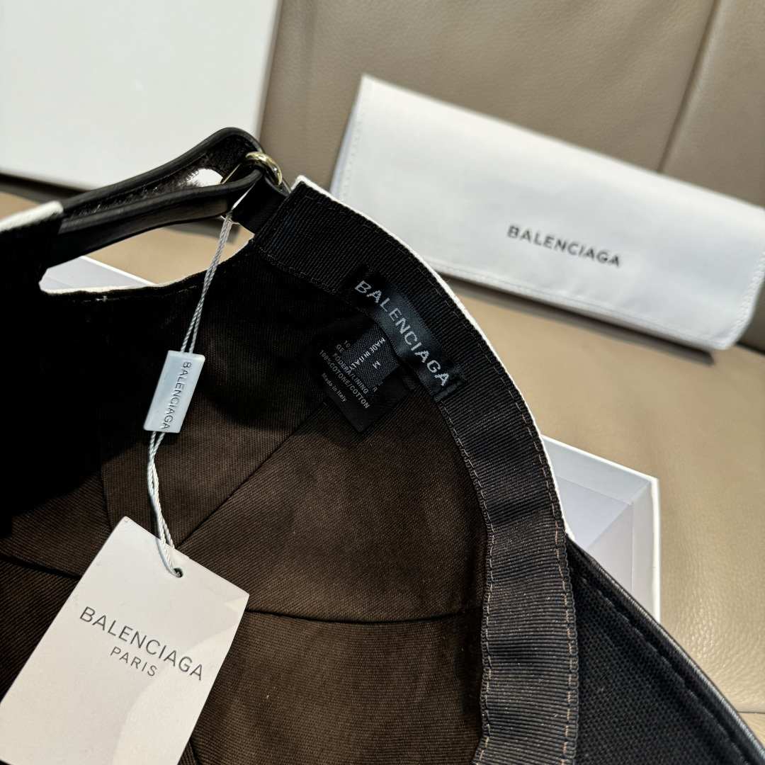新款出货配盒子布袋，Balenciaga（巴黎世家）新款原单棒球帽，黑白拼色，1:1开模订制，全新立体刺