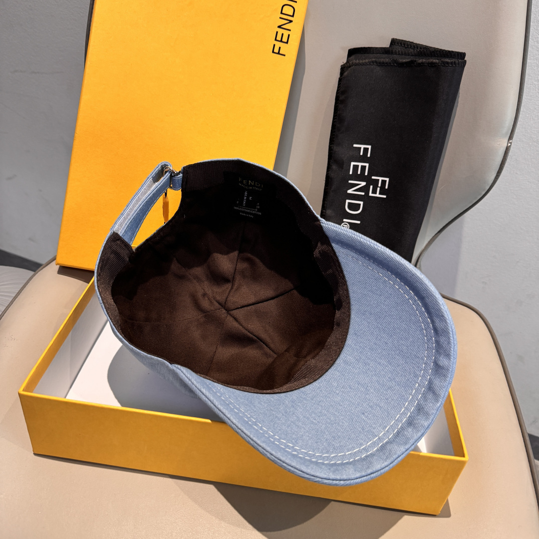 配盒子布袋，Fendi（芬迪）新款原单棒球帽， 双F大刺绣，专柜热卖款中，1:1开模订制，原厂进帆布料+
