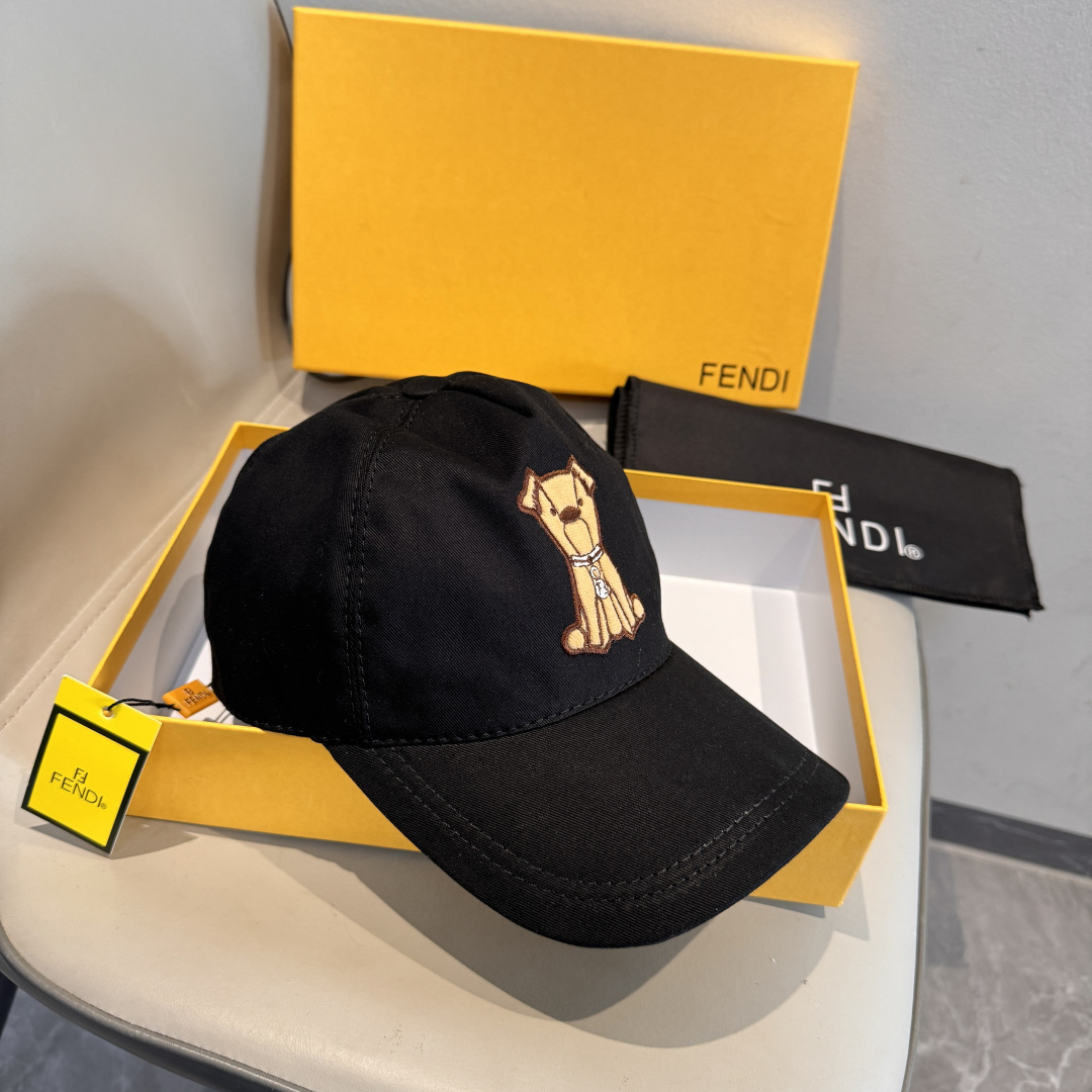 配盒子布袋，Fendi（芬迪）新款原单棒球帽， 双F狗狗刺绣，专柜热卖款中，1:1开模订制，原厂棉布料+