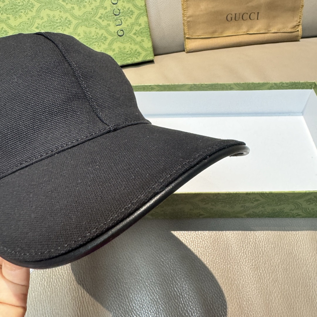 火爆新款回货！配盒子布袋，Gucci(古奇)最新款原单棒球帽，双G小刺绣，专柜1:1开模订制，专柜售价1