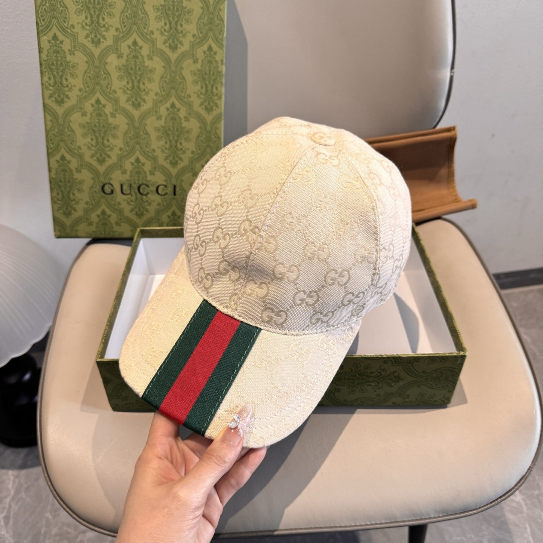 原单版本新色出货！配盒子布袋，Gucci(古奇)最新原单棒球帽，宽版织带。专柜1:1开模订制，最高版本，