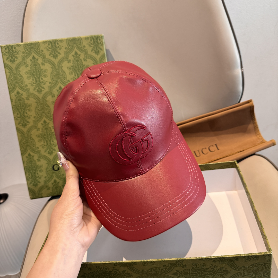 配盒子布袋，Gucci(古奇)新款原单棒球帽，皮革大双G刺绣，1:1开模订制，细节可媲美专柜，原版牛皮，