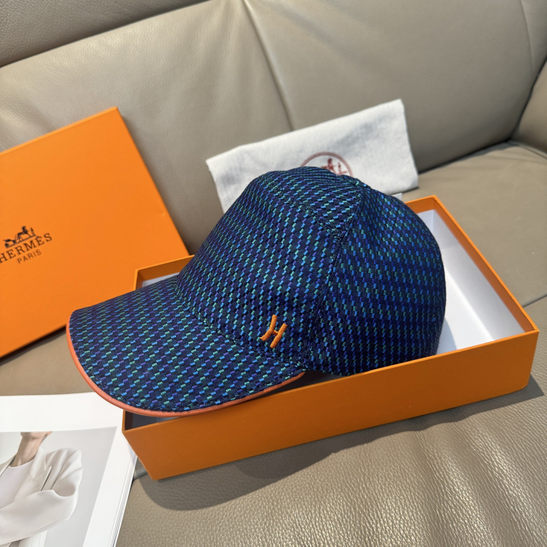 配盒子布袋，HERMÈS (爱马仕)原单棒球帽，经典H， 正品开模订制，原版透气帆布面料+头层牛皮，原厂