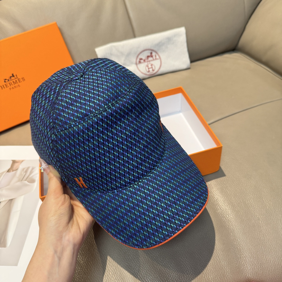 配盒子布袋，HERMÈS (爱马仕)原单棒球帽，经典H， 正品开模订制，原版透气帆布面料+头层牛皮，原厂