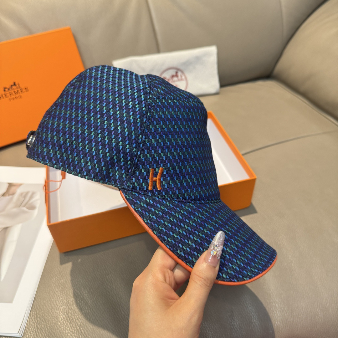配盒子布袋，HERMÈS (爱马仕)原单棒球帽，经典H， 正品开模订制，原版透气帆布面料+头层牛皮，原厂