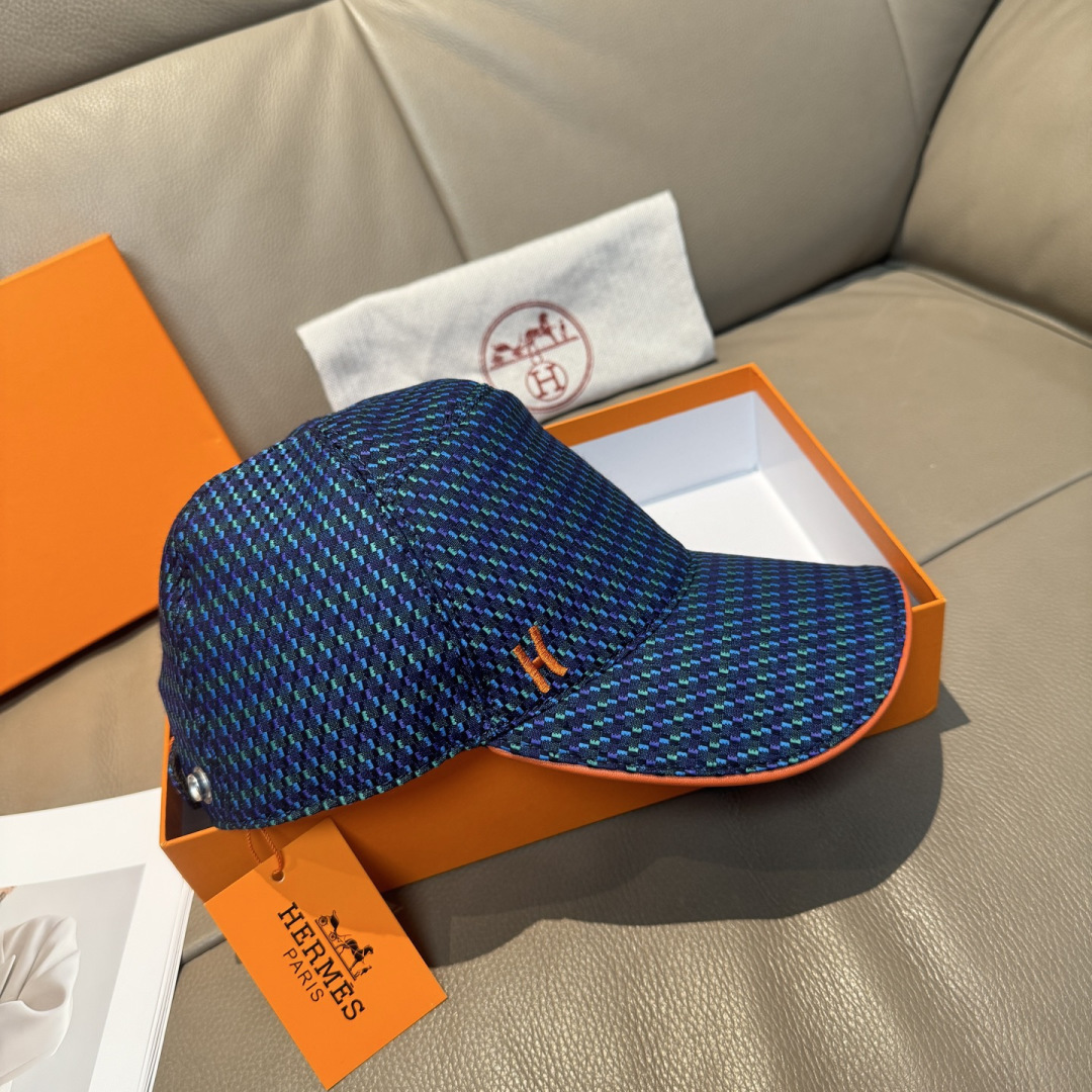 配盒子布袋，HERMÈS (爱马仕)原单棒球帽，经典H， 正品开模订制，原版透气帆布面料+头层牛皮，原厂