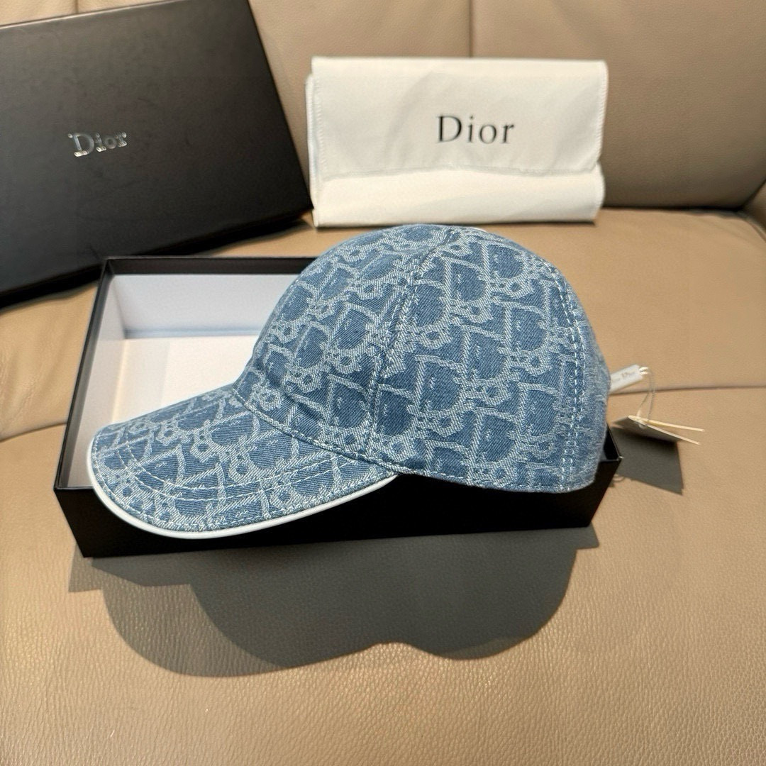 配盒子布袋，Dior(迪奥)新款原单棒球帽， Dior老花，复古韵味十足，专柜断货热门，1:1开模订制，