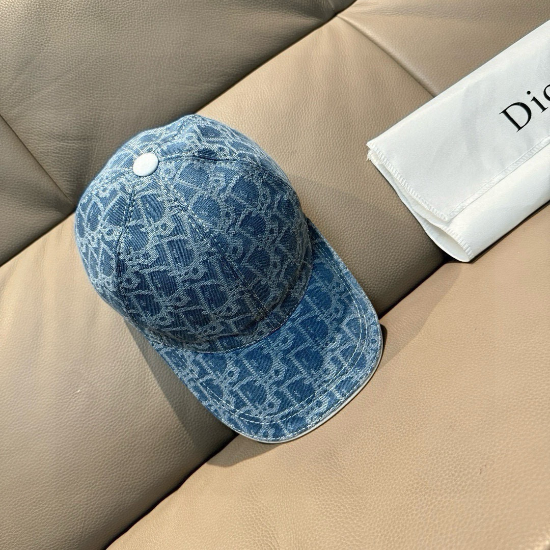 配盒子布袋，Dior(迪奥)新款原单棒球帽， Dior老花，复古韵味十足，专柜断货热门，1:1开模订制，