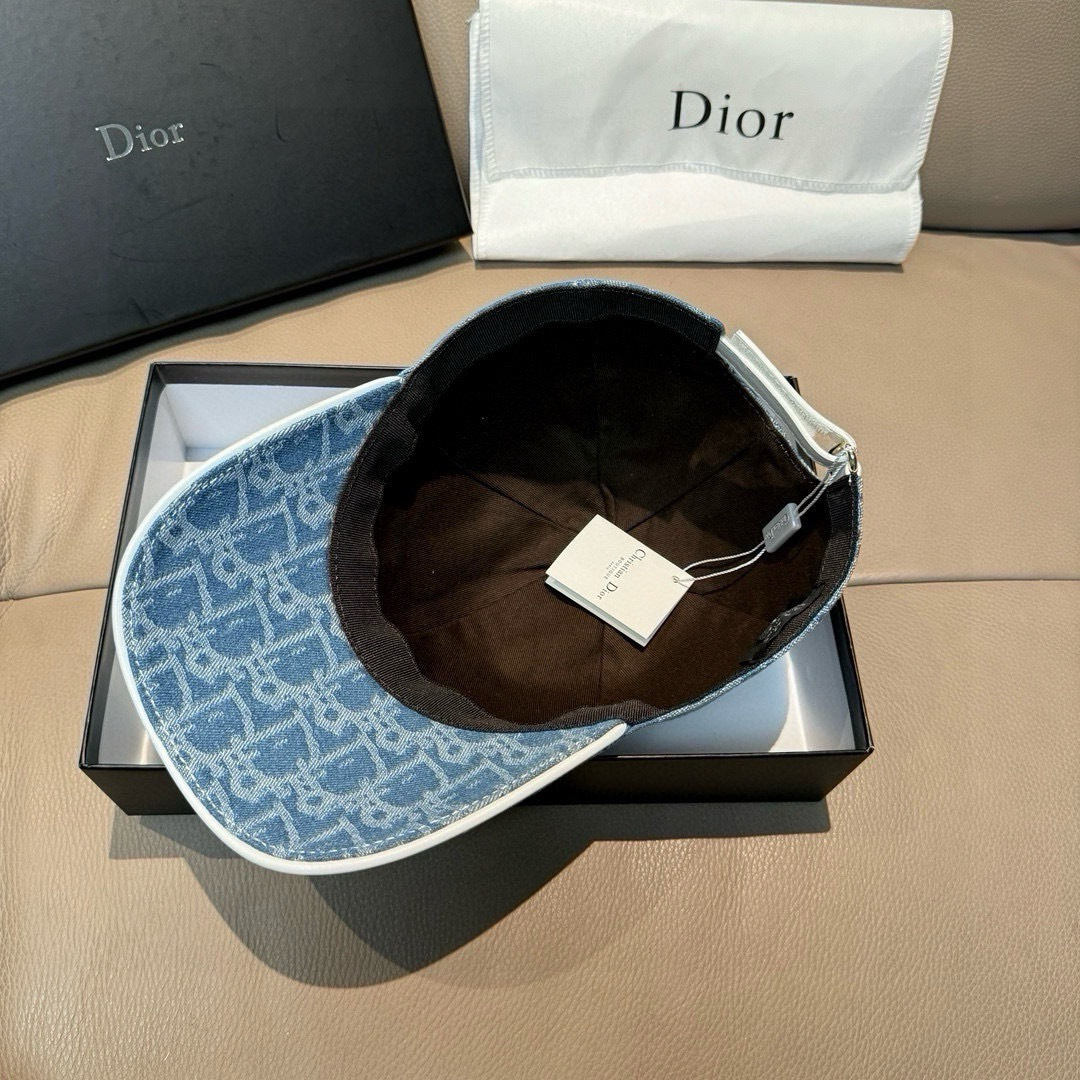 配盒子布袋，Dior(迪奥)新款原单棒球帽， Dior老花，复古韵味十足，专柜断货热门，1:1开模订制，