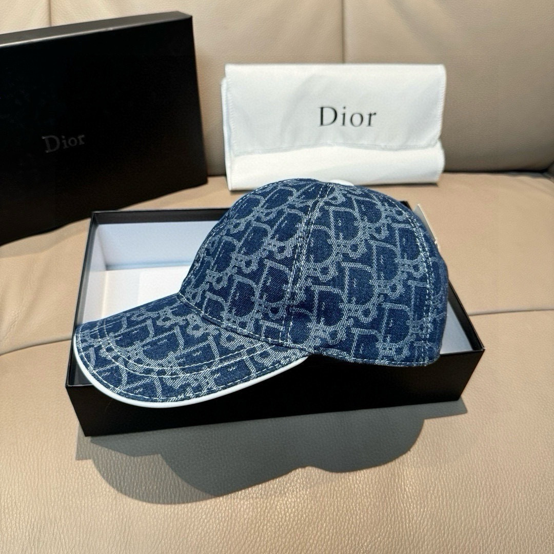 配盒子布袋，Dior(迪奥)新款原单棒球帽， Dior老花，复古韵味十足，专柜断货热门，1:1开模订制，