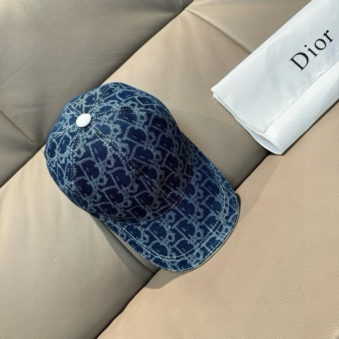配盒子布袋，Dior(迪奥)新款原单棒球帽， Dior老花，复古韵味十足，专柜断货热门，1:1开模订制，