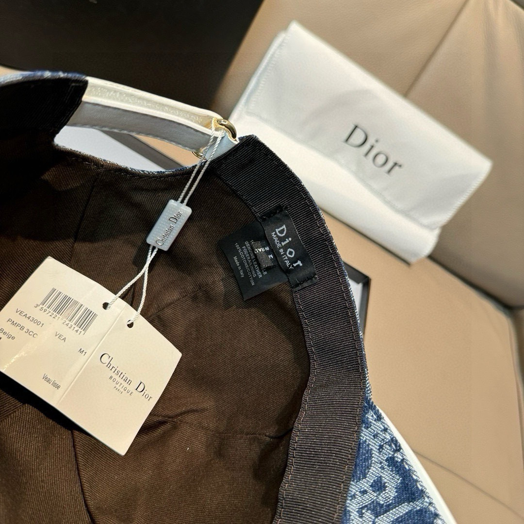 配盒子布袋，Dior(迪奥)新款原单棒球帽， Dior老花，复古韵味十足，专柜断货热门，1:1开模订制，